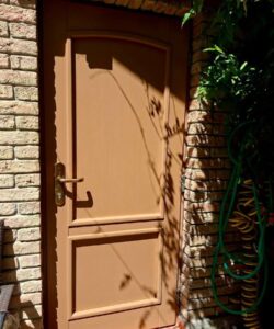 Robe.sk | Rodinný dom Košice a naša realizácia kompletnej renovácie 25rokov starých okien a dverí  🛠❤‍🔥