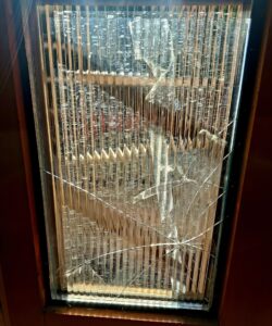 Robe.sk | Rodinný dom Košice a naša realizácia kompletnej renovácie 25rokov starých okien a dverí  🛠❤‍🔥