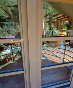 Robe.sk | Rodinný dom Košice a naša realizácia kompletnej renovácie 25rokov starých okien a dverí  🛠❤‍🔥