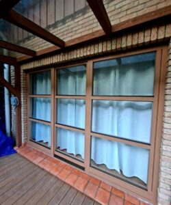 Robe.sk | Rodinný dom Košice a naša realizácia kompletnej renovácie 25rokov starých okien a dverí  🛠❤‍🔥