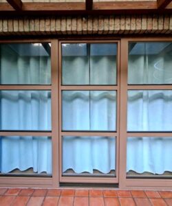 Robe.sk | Rodinný dom Košice a naša realizácia kompletnej renovácie 25rokov starých okien a dverí  🛠❤‍🔥