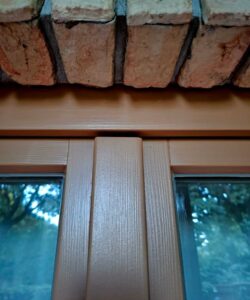 Robe.sk | Rodinný dom Košice a naša realizácia kompletnej renovácie 25rokov starých okien a dverí  🛠❤‍🔥