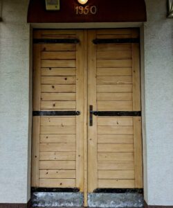 Robe.sk | Katolícky kostol Tušice