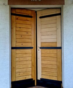 Robe.sk | Katolícky kostol Tušice