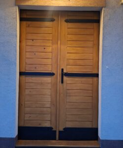 Robe.sk | Katolícky kostol Tušice